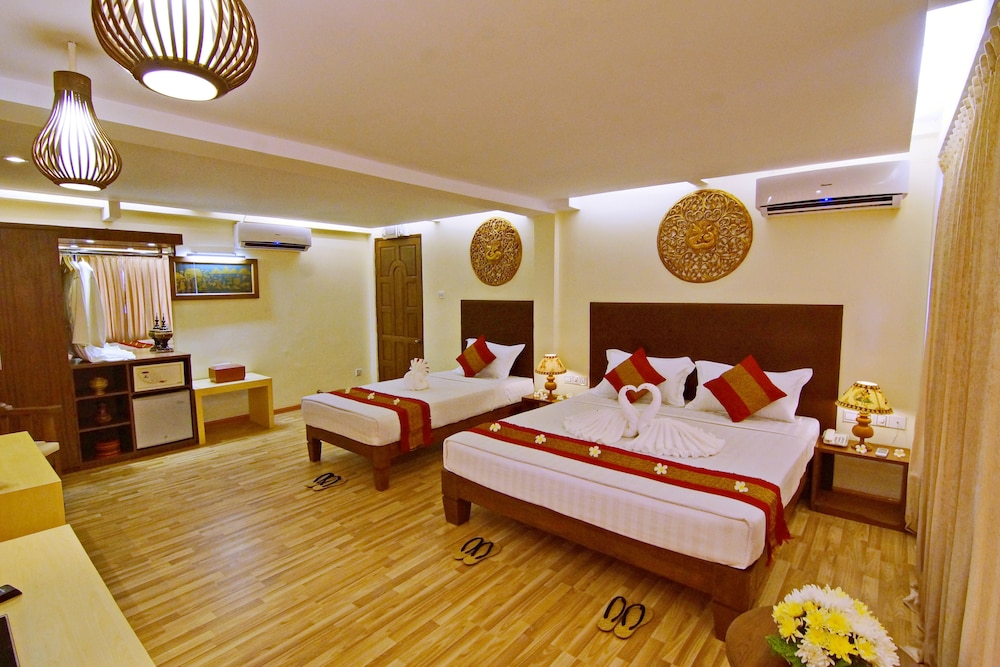 Royal Deluxe Room photo 1