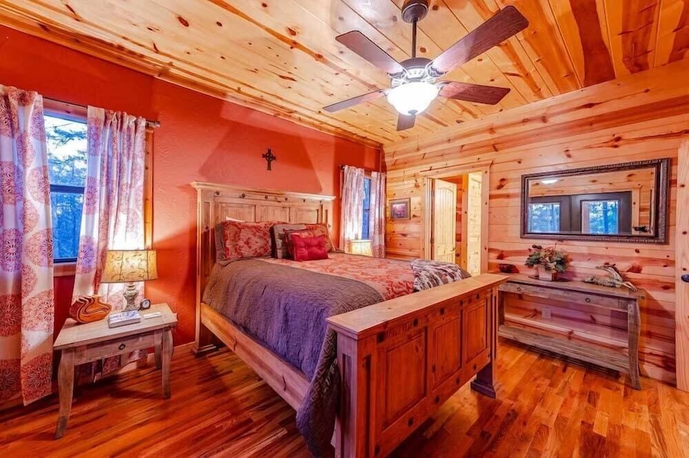 Cabin, 3 Bedrooms photo 1