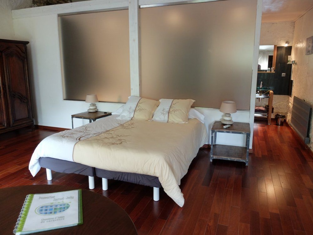 Suite photo 1