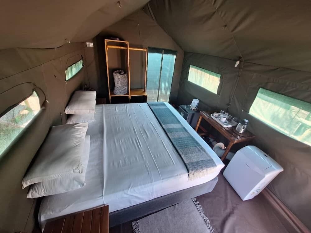 Deluxe Tent, Garden View