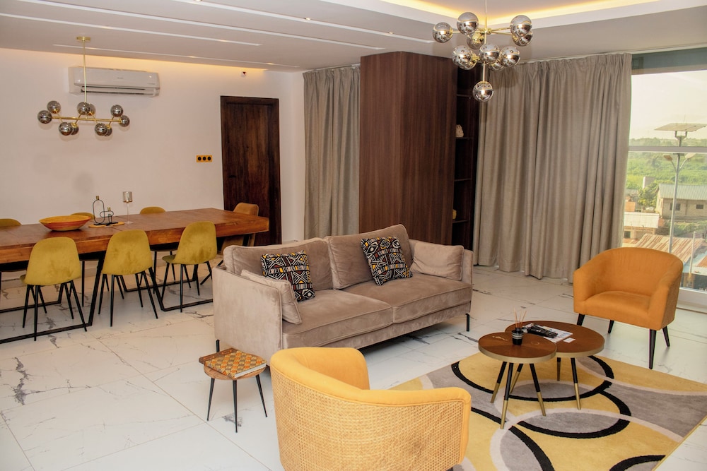 Family Suite, Balcony, City View photo 1