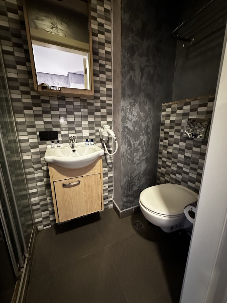 Luxury Twin Room, City View photo 2