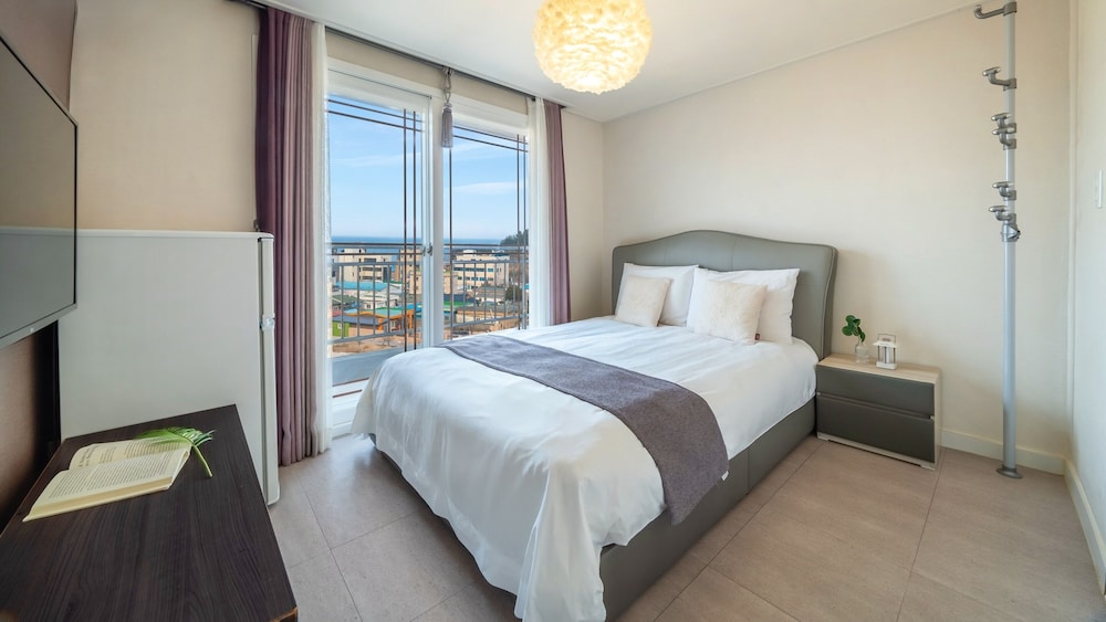 Basic Room, 1 Bedroom (room 202)
