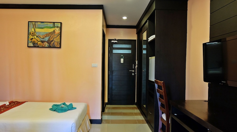 Deluxe Room - Photo 1