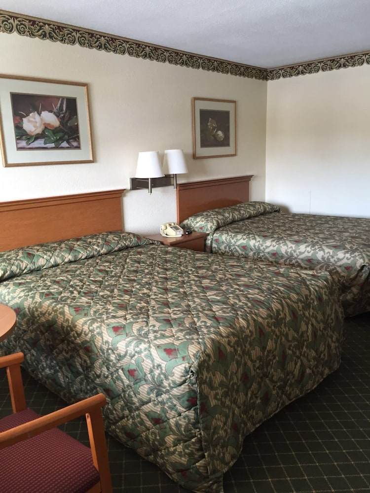 Standard Double Room, 2 Double Beds, Non Smoking photo 2