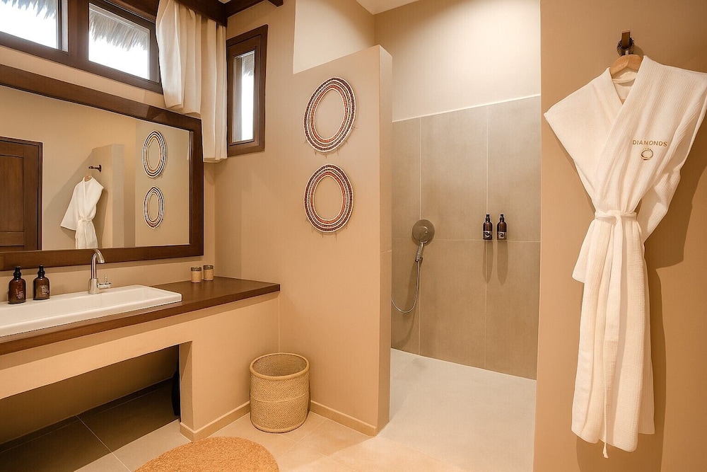 Beach Front Suite with Pool