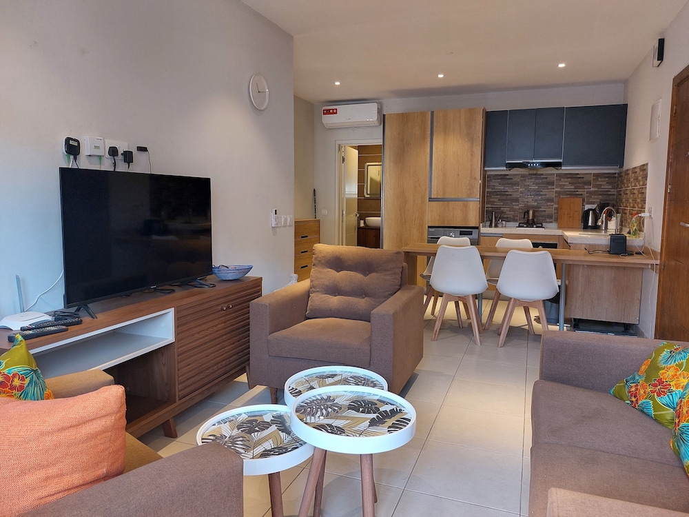 Standard Apartment, 2 Bedrooms, Terrace, Courtyard View (A4)
