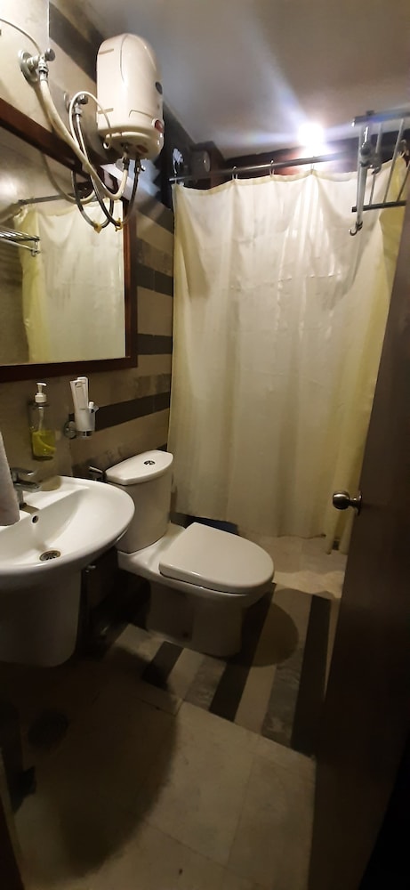 Comfort Room photo 2