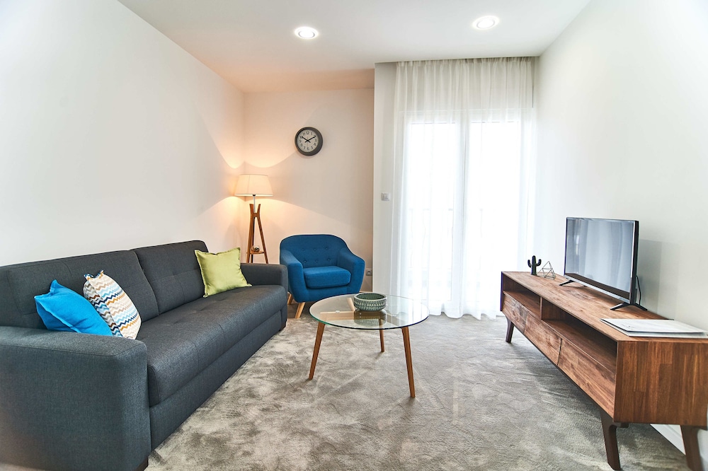 Apartment photo 1