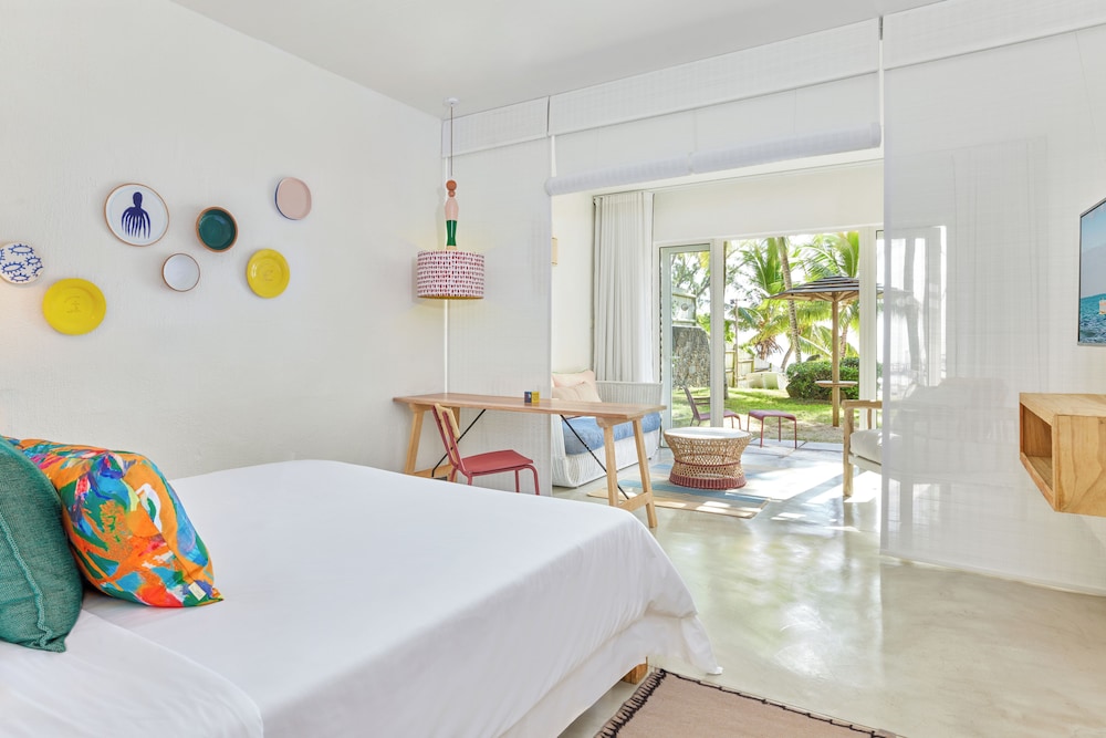 Junior Suite, Beachfront (couple)