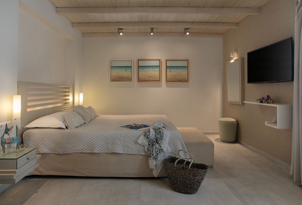 Standard Room photo 2