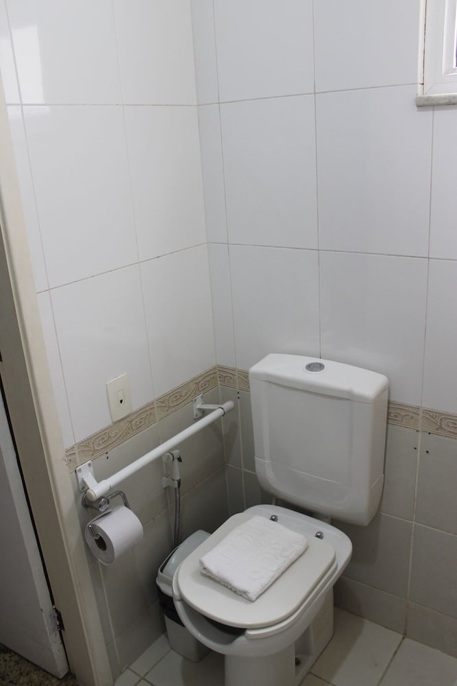 Standard Twin Room - Photo 5