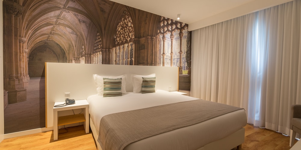 Available room