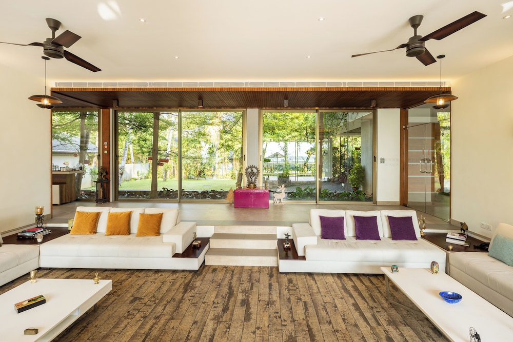 Bungalow, 6 Bedrooms photo 3
