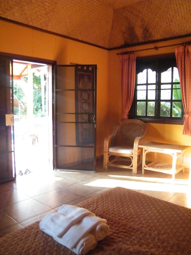 Bungalow (Pool Side B1) photo 2