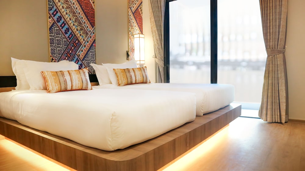 Deluxe Twin Room - Photo 1
