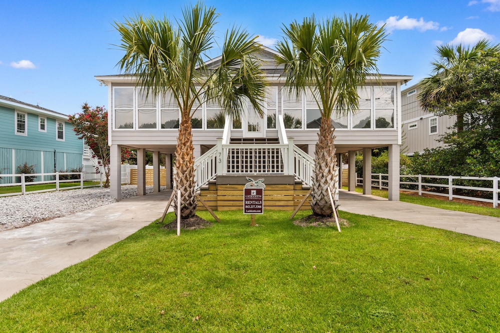 Executive House, Partial Ocean View