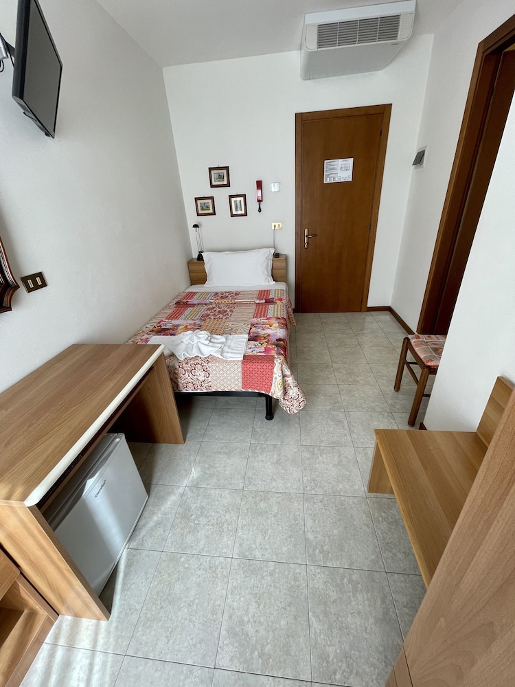 Comfort Single Room photo 2
