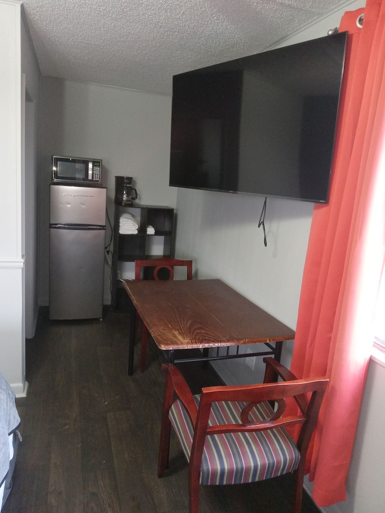 Basic Single Room photo 2