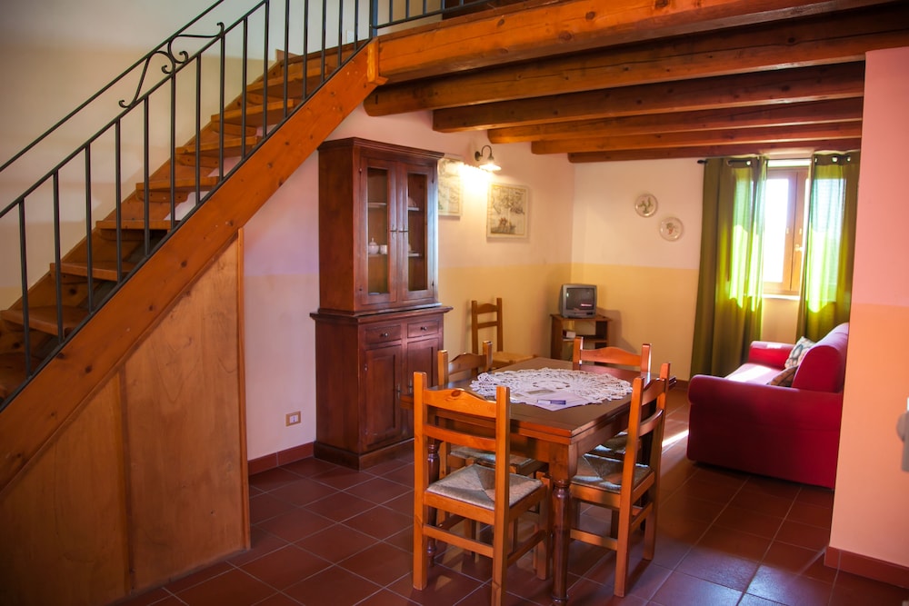 Executive Apartment photo 2