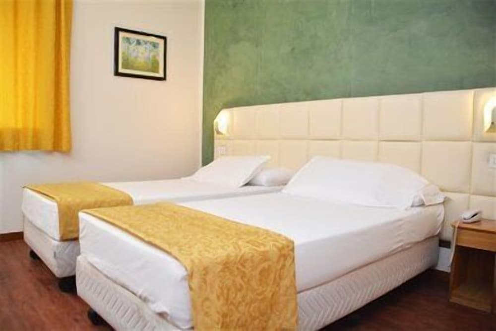Superior Double or Twin Room - Photo 2