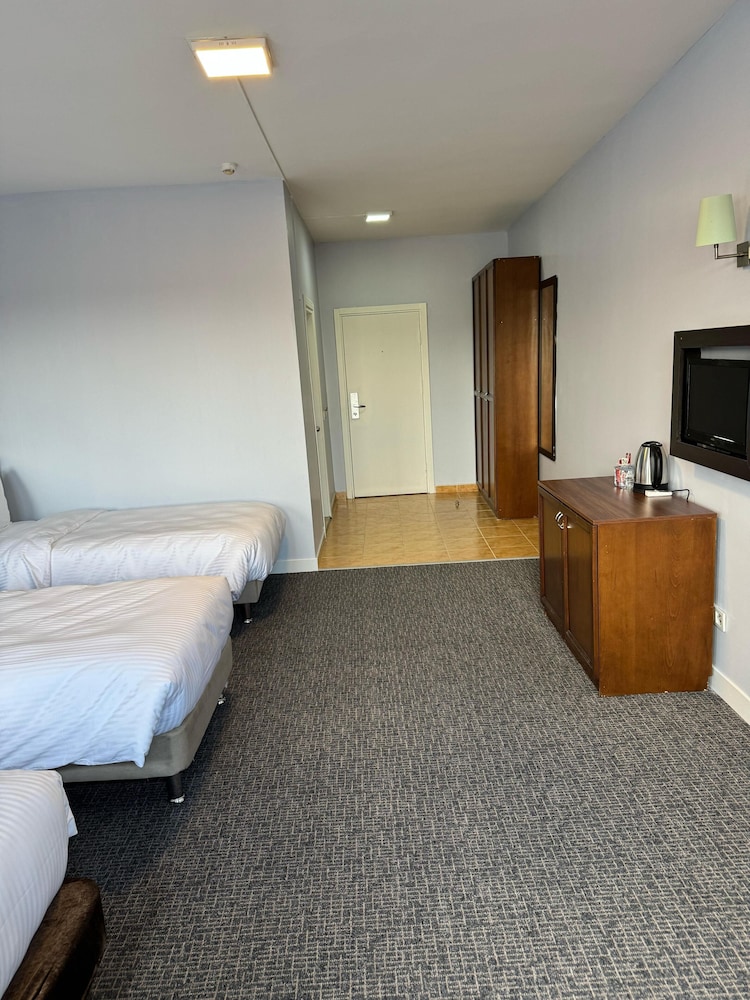Classic Twin Room photo 3
