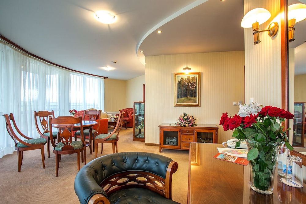 Presidential Suite