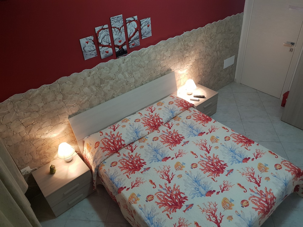 Elite Double Room, Garden View (External Bathroom) photo 3