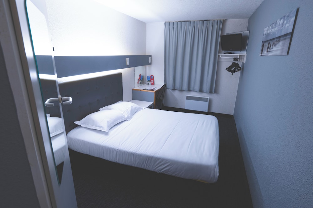 Single Room Single Room