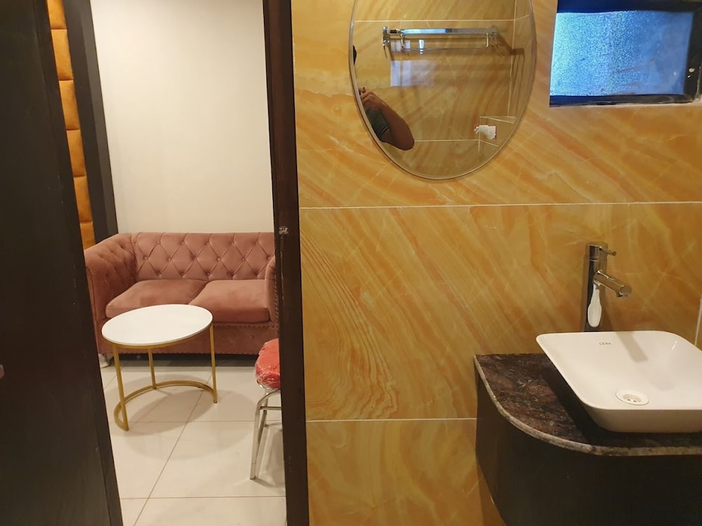 Royal Room