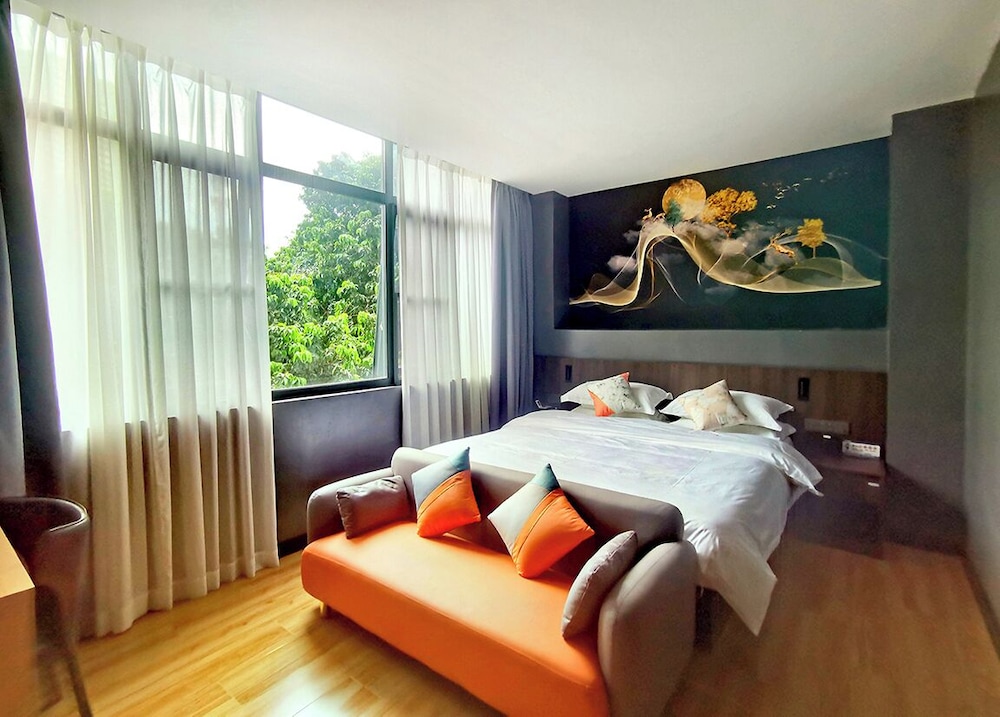 Executive Double Room, City View