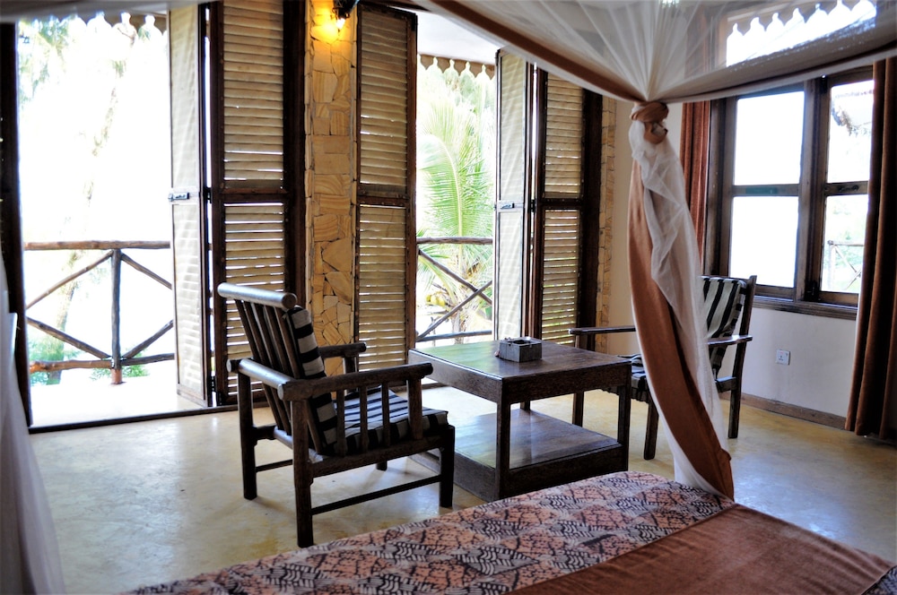 Basic Triple Room, Sea View