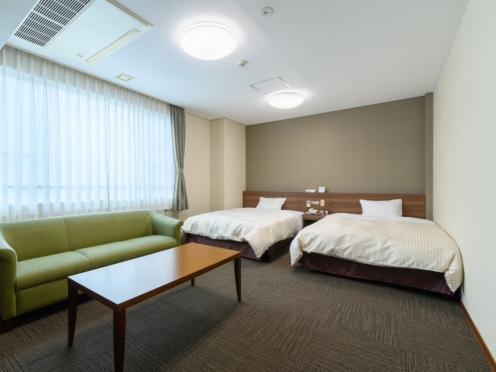 Twin Room, Non Smoking photo 3