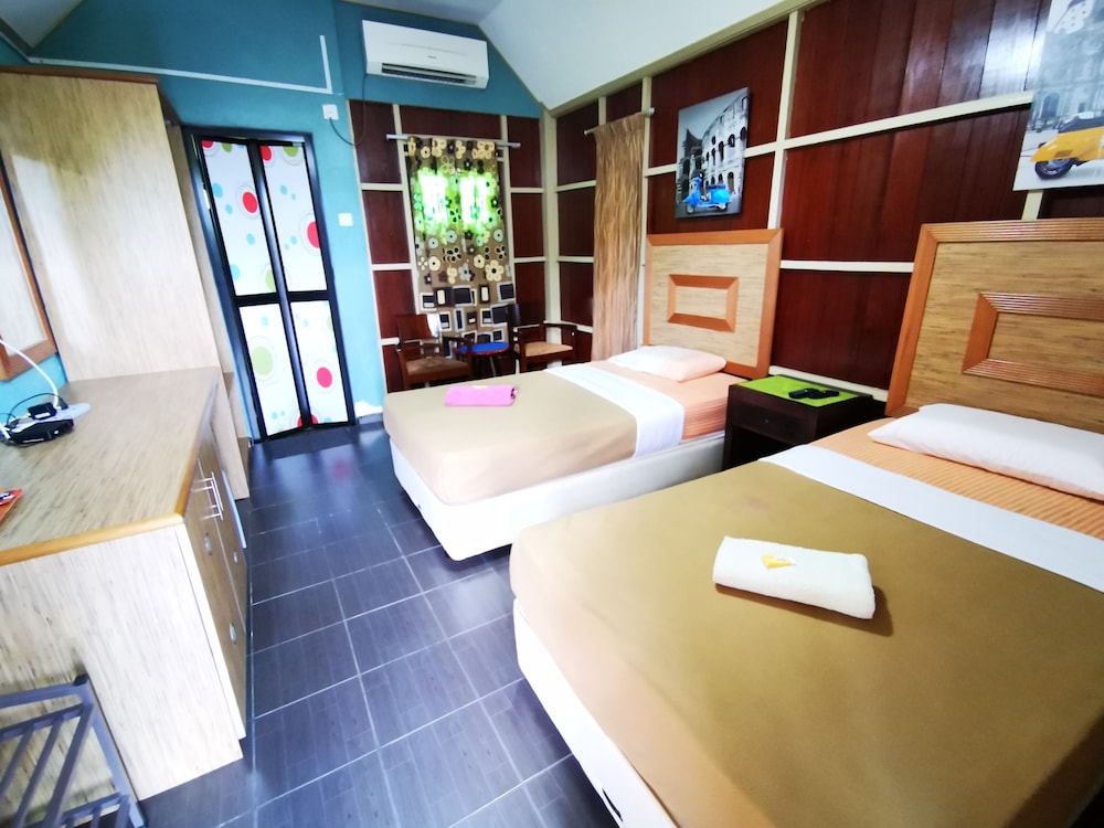 Deluxe Twin Room photo 3