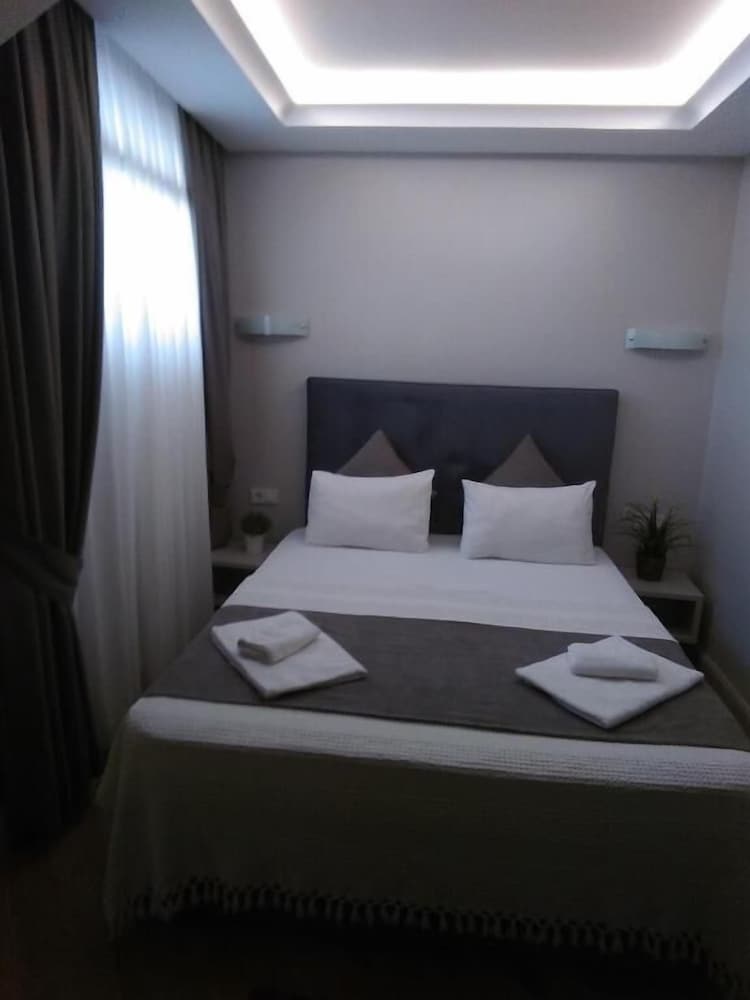City Room, 1 Queen Bed, Non Smoking, City View photo 2