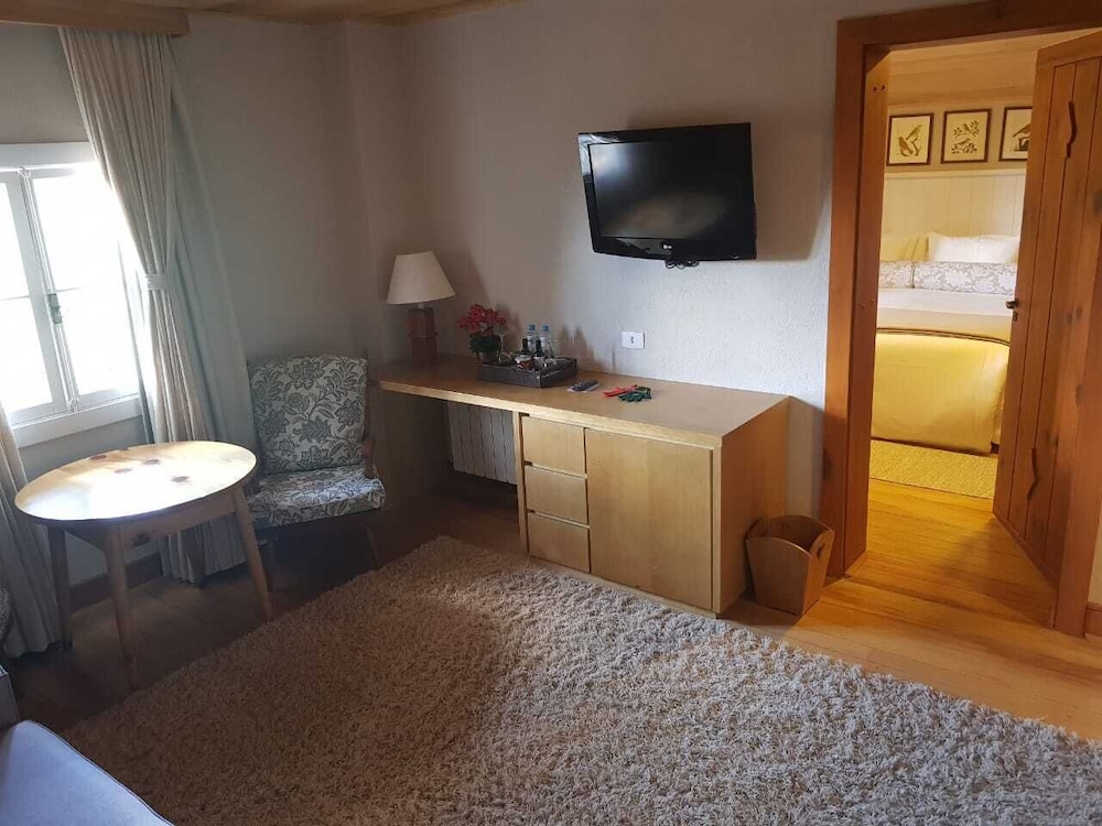 Forest View Suite photo 3