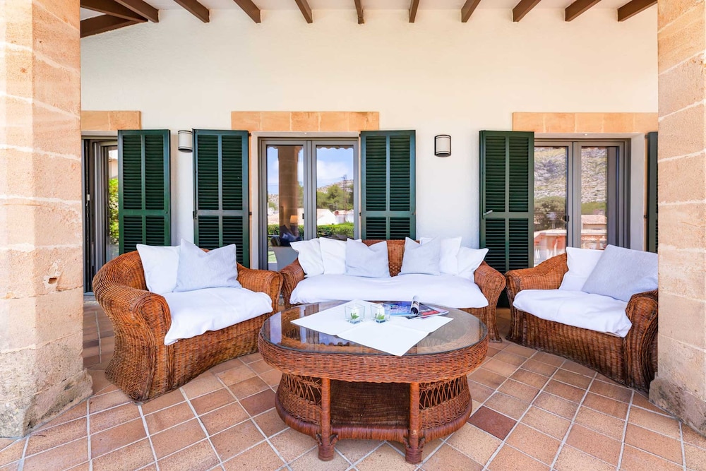 Villa Can Domingo in Cala Sant Vicen, Photo 14