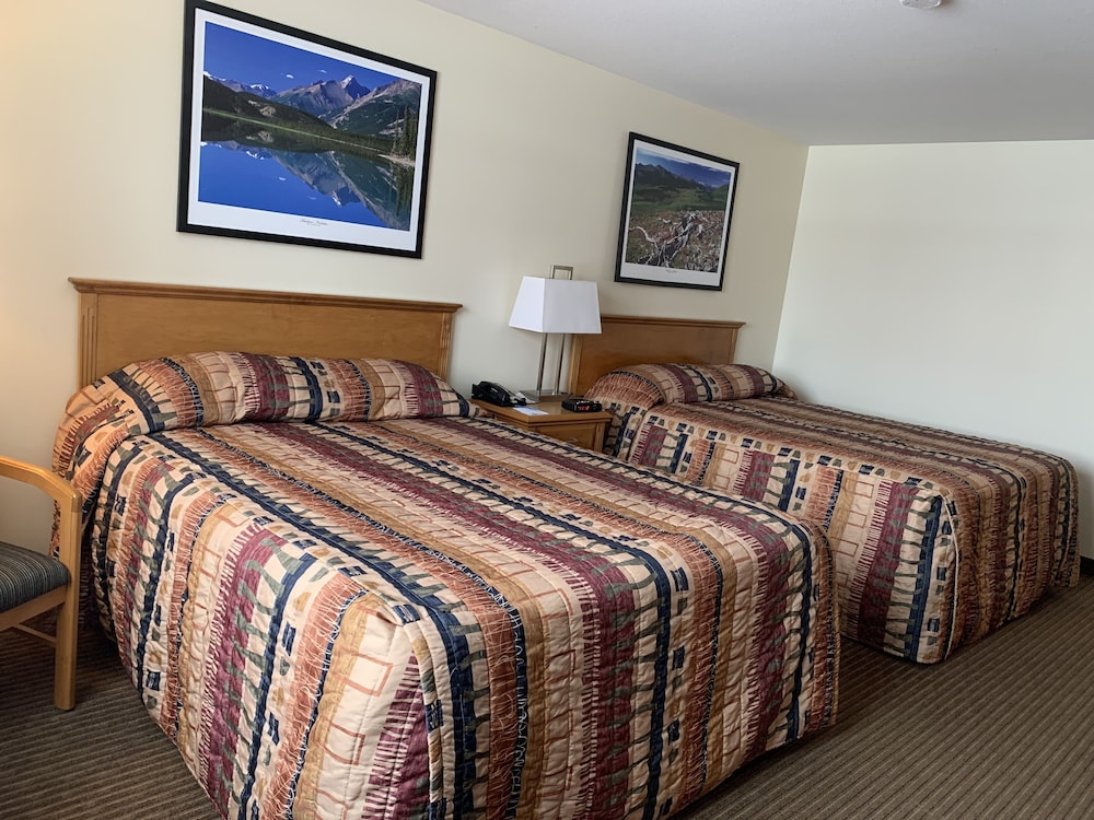 Standard Room, 2 Queen Beds - Photo 3