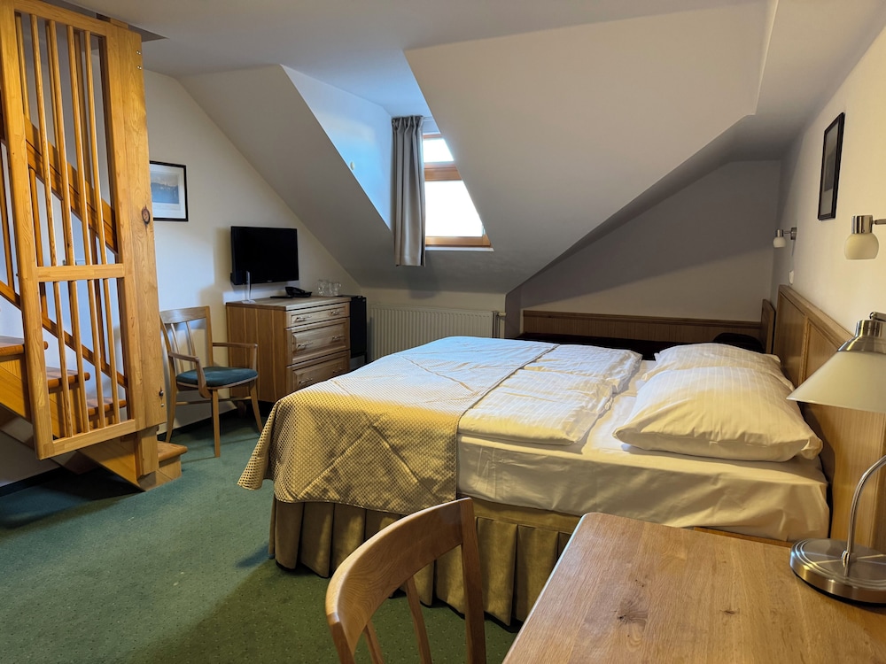 Gallery Apartment, River View