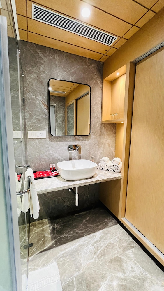Junior Studio Suite - Photo 5