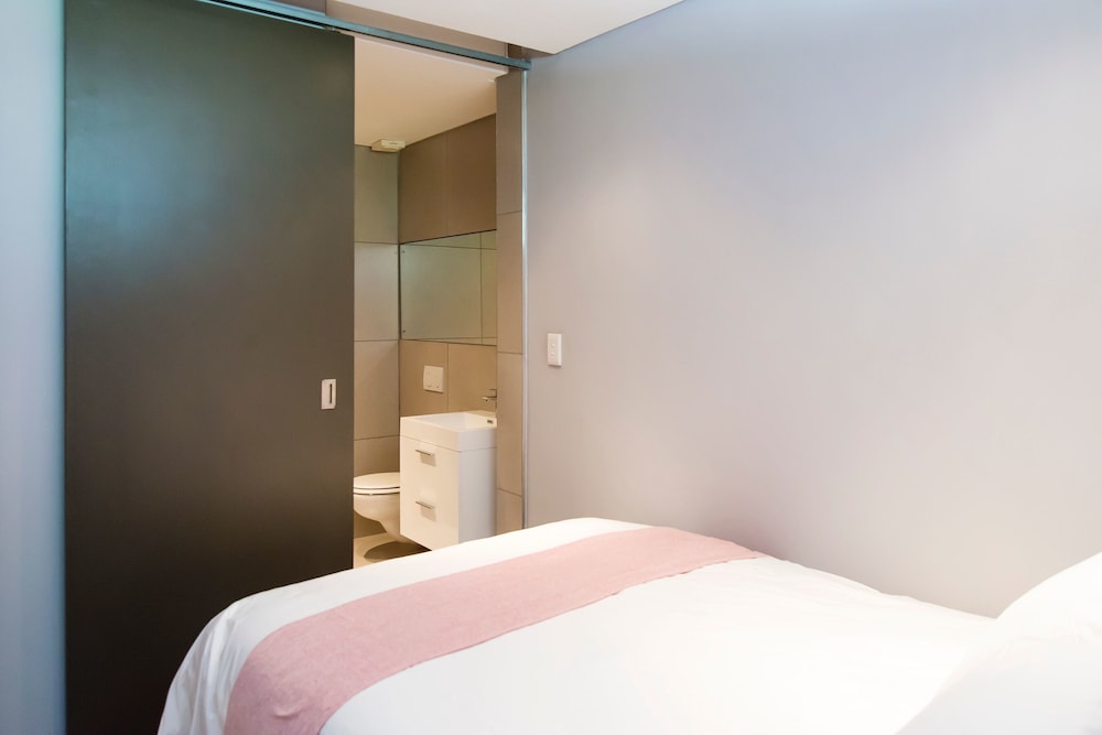 Apartment (1)