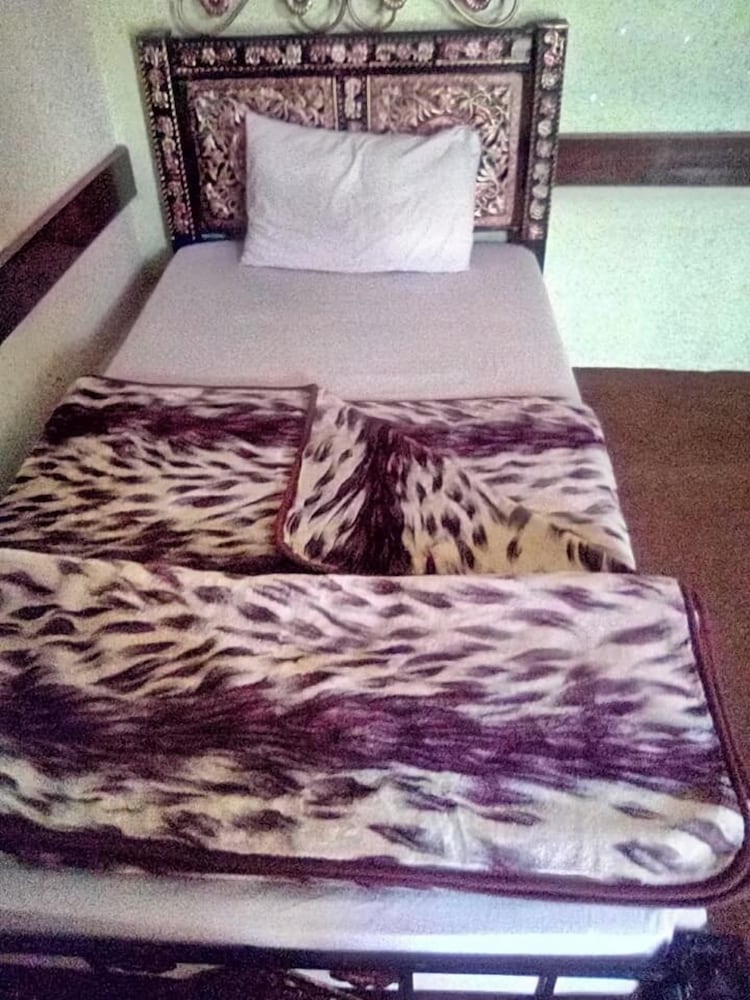 Basic Double or Twin Room photo 3