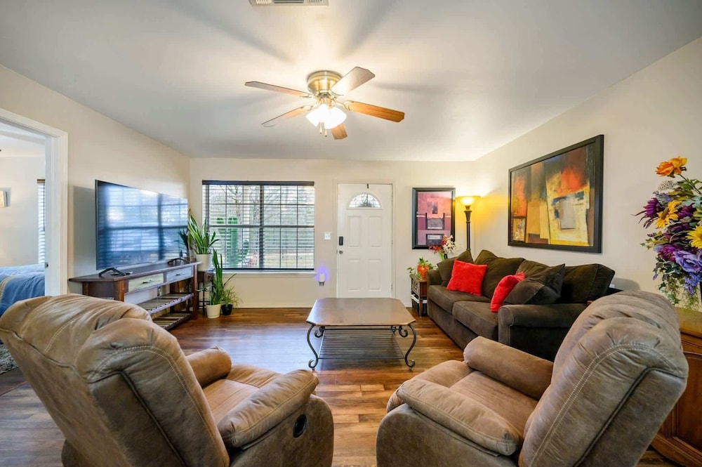 House, 2 Queen Beds, Patio, Garden View (To The Stars)