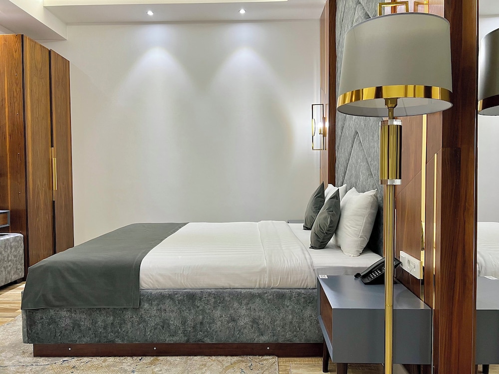 Standard Double Room - Photo 1