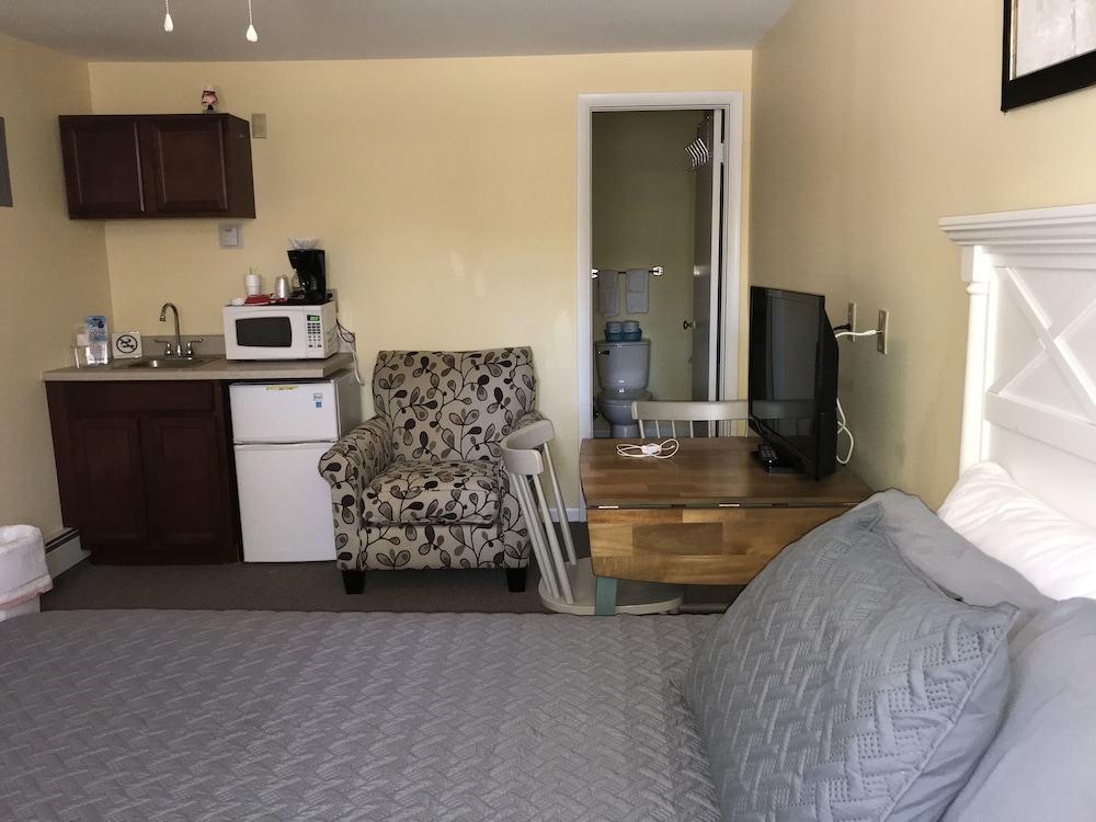 Premium Room, 1 Queen Bed photo 2