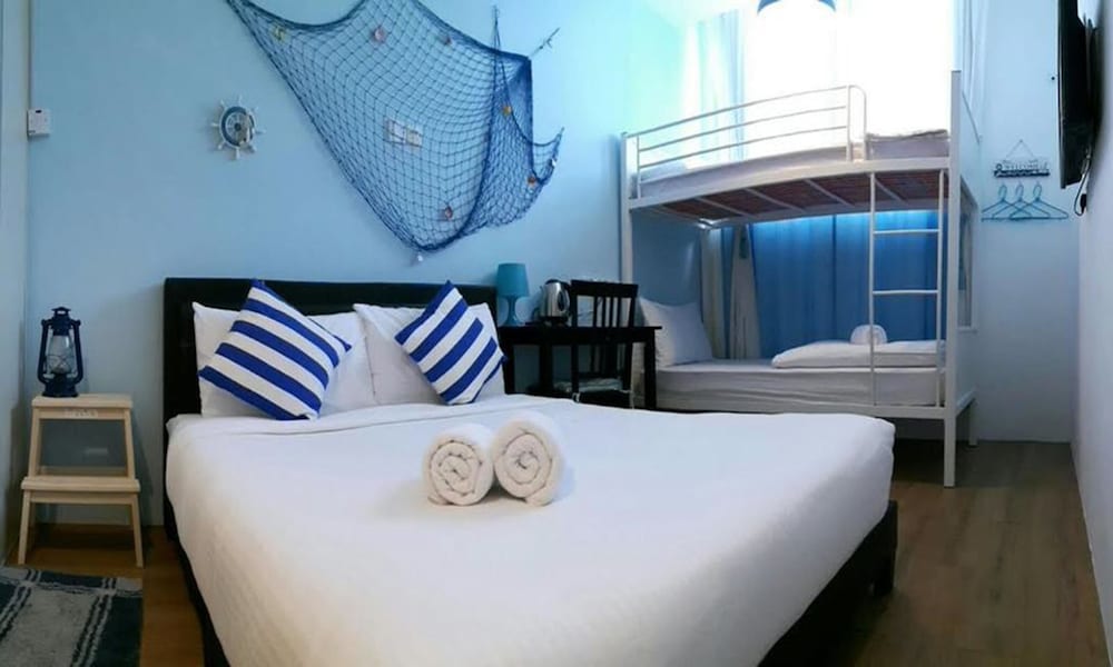 4 Santorini Family Suite