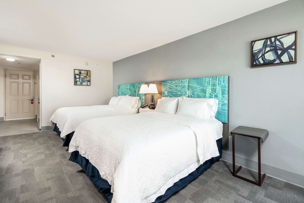 Room, 2 Queen Beds, Non Smoking, Oceanfront - Photo 4