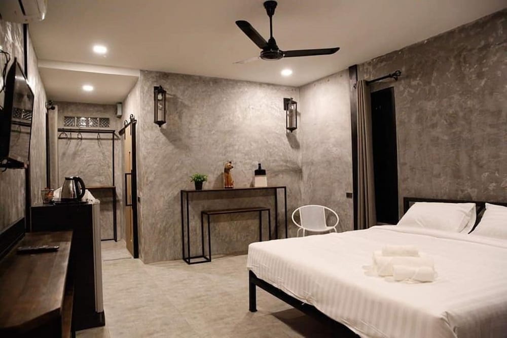 Villa - Photo 3