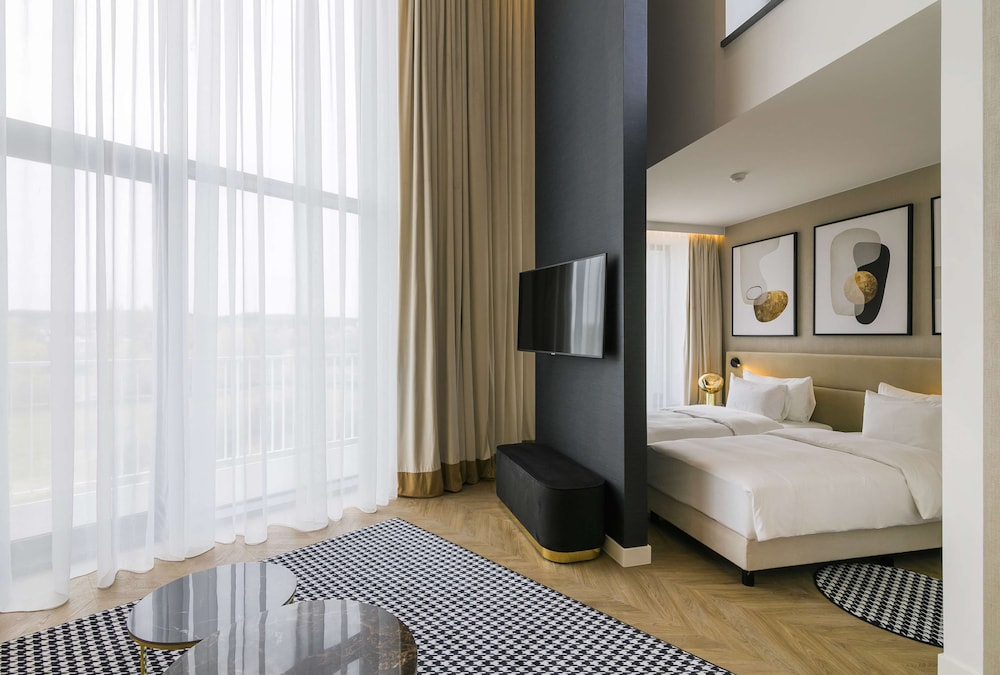 Junior Suite, Balcony - Photo 11