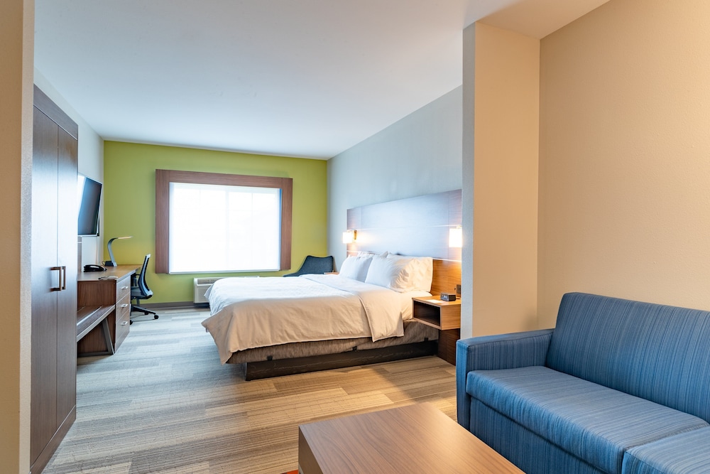 Suite, 2 Double Beds - Photo 1